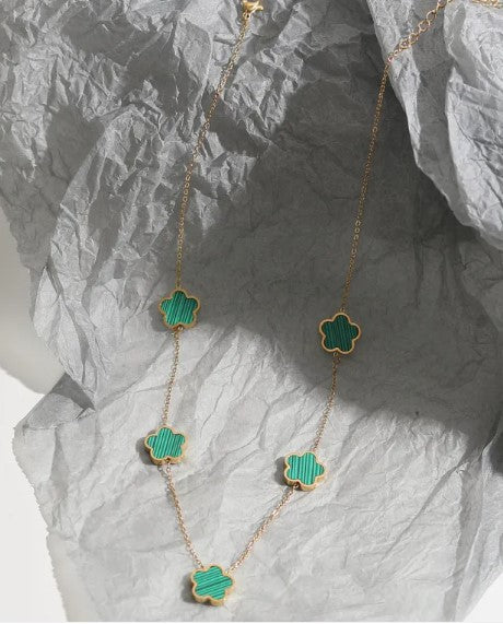 Five Clover Pendant Necklace