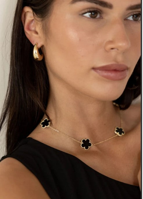 Five Clover Pendant Necklace