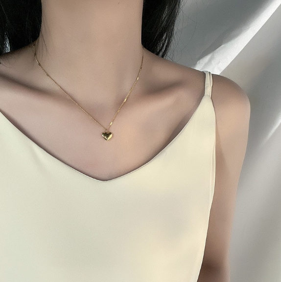 Geometric Heart Pendant Necklace