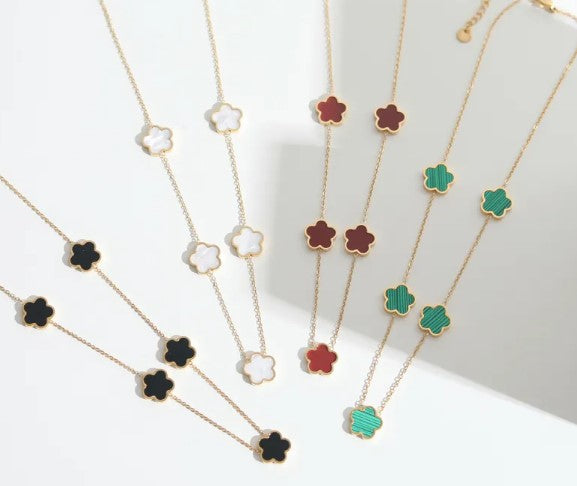 Five Clover Pendant Necklace